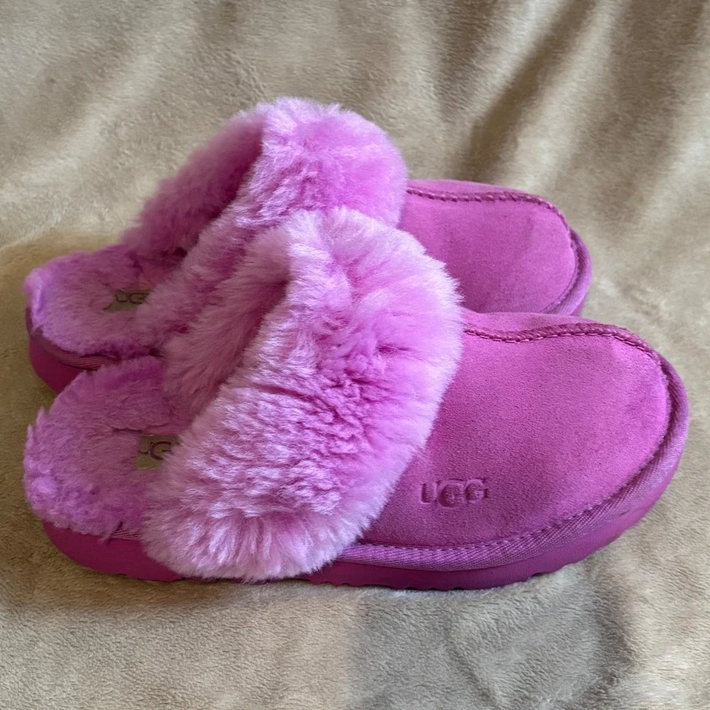 UGG Kids Scuffette II Pink Suede Sheepskin Slippers 1019066K Size 2